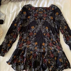 Free people!! Navy floral tunic